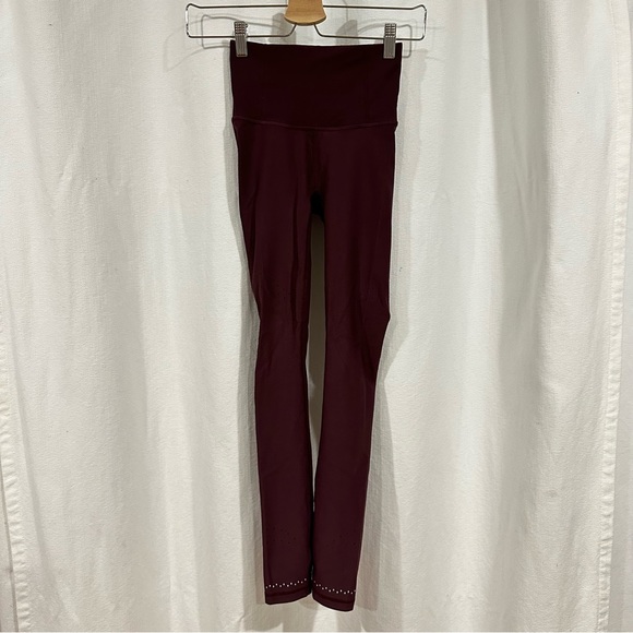 Lululemon Zoned In Tight Plum Shadow SZ 2 WAIST:10”/INSEAM:27”/RISE:9” - Picture 15 of 15